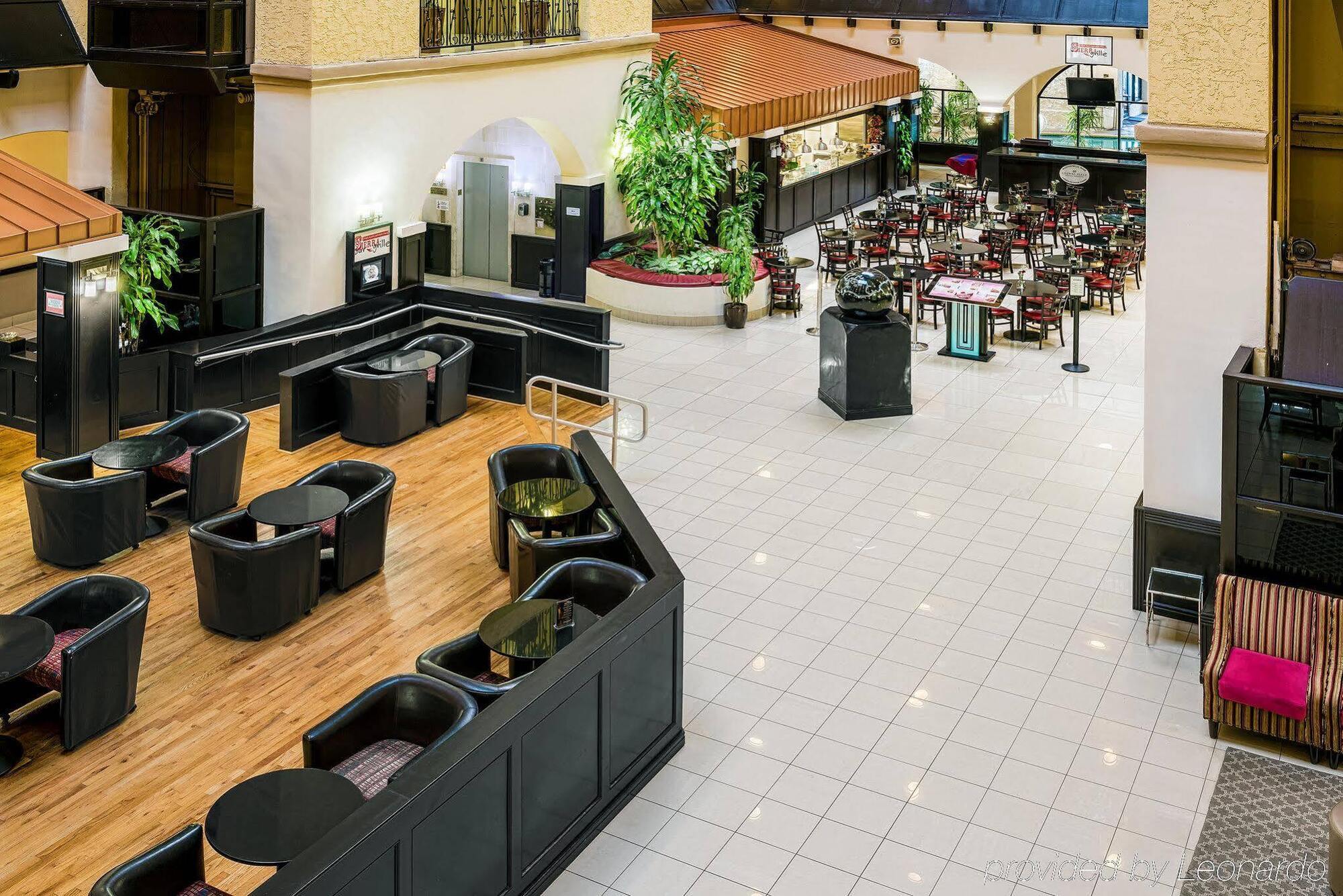 Crowne Plaza - Near Sugar Land